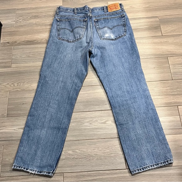 Levi’s 516 Straight Leg Jeans Men’s fits 36x28 Blue Faded Distressed Classiccore - Picture 7 of 15